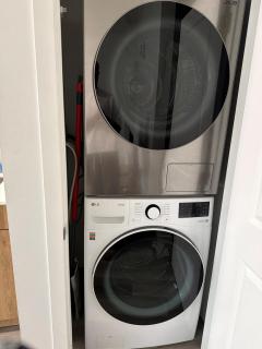 Velora Luxe Studio - 3