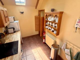 Meadow Cottage - 4