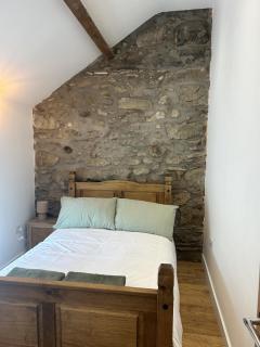 Cosy Modern Miners Cottage - 9