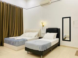 Hanah Home Muar V - 8