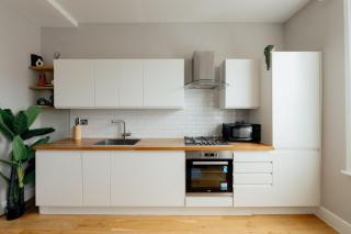 Contemporary & Chic 1 Bedroom Apartment in Honor Oak - 1