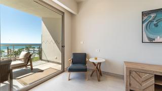 One 301A : Oceanfront Luxury Suite with Stunning Views - 6