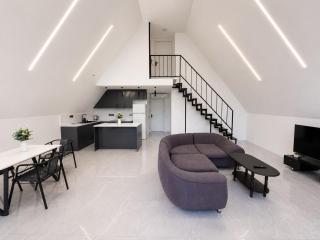 A-Frame, Shagan - 5