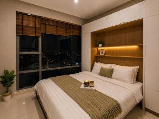Happy House - Golden King Tower - 4