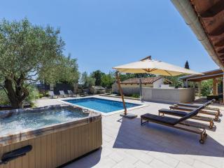 Holiday Home Happy by Interhome - 9