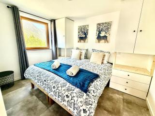 Spacious Mont Blan - 8