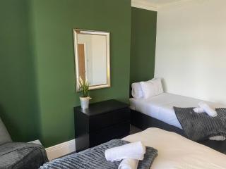 NEW Faraday-luxurious 3 Bedroom 4 Beds Sleeps 7 Contractor Stay - Gateshead - 3