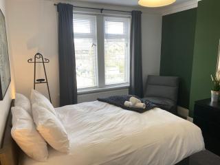 NEW Faraday-luxurious 3 Bedroom 4 Beds Sleeps 7 Contractor Stay - Gateshead - 2