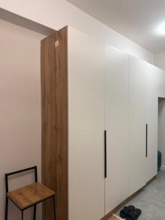 Di apartment 2 - 5