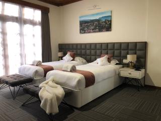 Mountain View Rooms with Breakfast, Shillong - 7