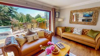 Red Squirrel Lodge - 5