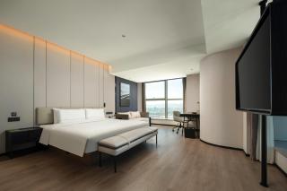 Atour Hotel Kunming Guandu Longhu Times Financial Center - 9