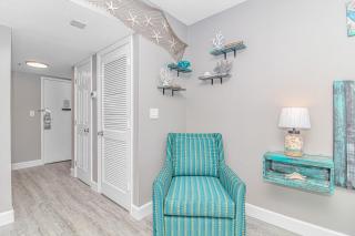 Nicely Updated Direct Ocean Front Studio with Panoramic Views Palace Resort 2101 - 4
