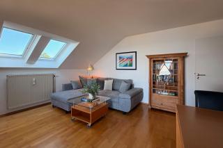 Ferienwohnung am Chiemsee mit traumhaftem Seeblick, Balkon und Garage - 7