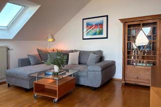 Ferienwohnung am Chiemsee mit traumhaftem Seeblick, Balkon und Garage - 9