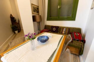 Classic apartment in the downtown area with high ceilings - 3