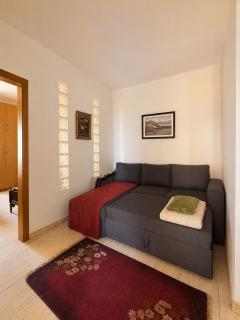 Cozy Apartment with City View - 8