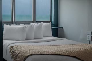 Direct Ocean Front Studio with Endless Views Palace Resort 302 - 7