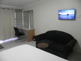 OZ Guest Villa - 5