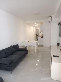 Dizengoff 20 - 0
