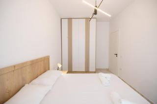 NEW Apartment - Garage - 500m from Vlora Promenade - 2
