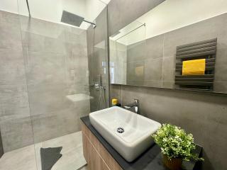 TUBLIFE Jacuzzi Terrace I City Center I Free Parking - 3