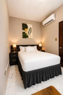 Torre Jardin Business Center Suites - 1