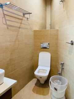 Evia Stayz 5 Min Drive to Railway Station - 6