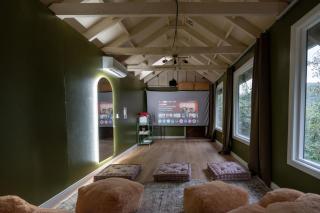 Yosemite Estate - 2 Homes, 2 Hot Tubs, Movie Theater, EV, Mini Golf - 8