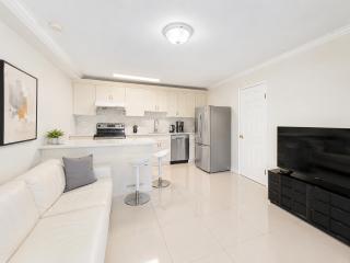 Private Entrance 1BR Suite near McNair Richmond - 3