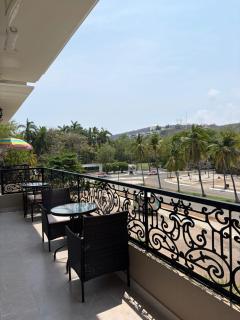 Palacio Unit 3B - 2