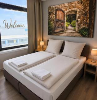 Aparthotel Emilia 24h Check-in, Free Parking and WiFi - Bargteheide - 0