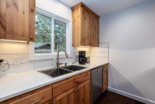 Modern Bend Family-Friendly Home with Fenced Yard - 8
