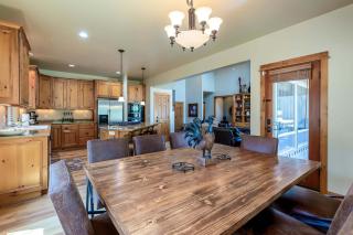 New Listing Sunriver Retreat 5 bedrooms 5 bathrooms - 9
