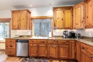 New Listing Sunriver Retreat 5 bedrooms 5 bathrooms - 6