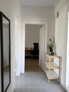 K&K Hospitality Toumba Apartment - 1