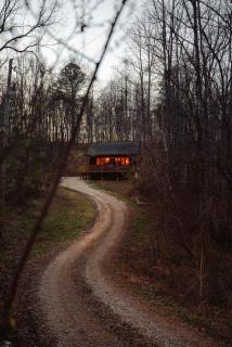 Reclusive Cozy Log Cabin Villa - 1