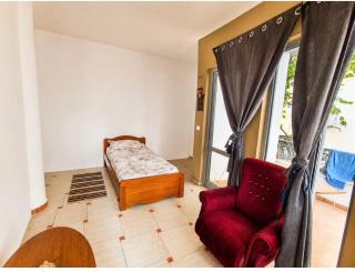 Spare Room for Single Traveller - 4