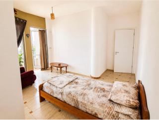 Spare Room for Single Traveller - 2