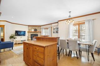Mountain Top Home- Minutes to Tremblant Village - 2