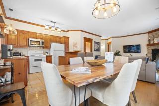 Mountain Top Home- Minutes to Tremblant Village - 1