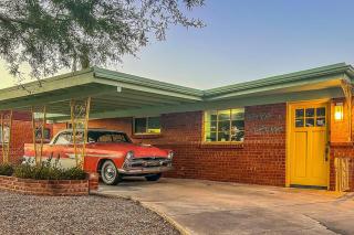 Retro Mid-Century Tucson Home with Vintage Style - 0