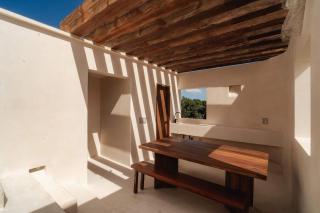 Luxury Villa Rooftop Pool 4BR Security - 1
