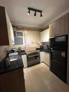 Janna New Cairo 2-Bedroom Apartment near AUC - 5