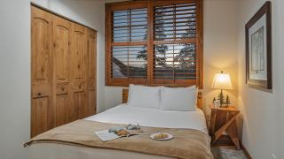 Majestic Mountain Lodge - 6