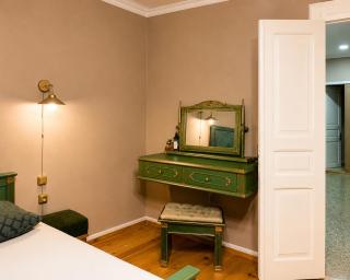 Vintage 4BR Borjomi Hideaway - 8