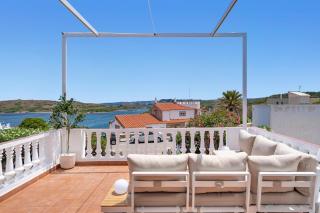 Villa de 4 dormitorios con vistas al mar en Addaia - 8