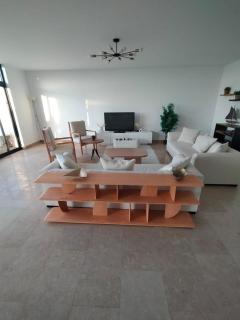 Swan Lake North Coast Holiday Homes By BlueKeys - 6