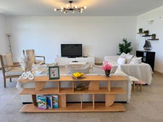 Swan Lake North Coast Holiday Homes By BlueKeys - 5