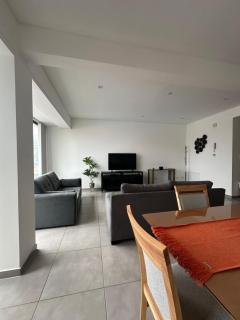 Wow! Ushuaia Apartments - 8